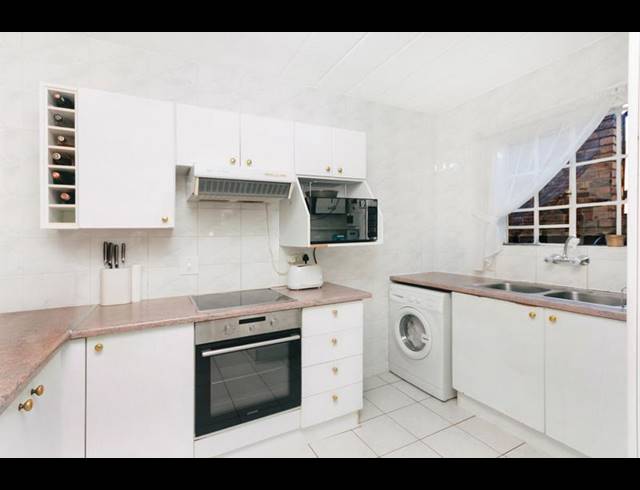 2 BEDROOM APARTMENT FOR SALE IN NORTHGATE